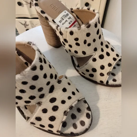 Crevo genuine calf hair Sandals. - Picture 1 of 5